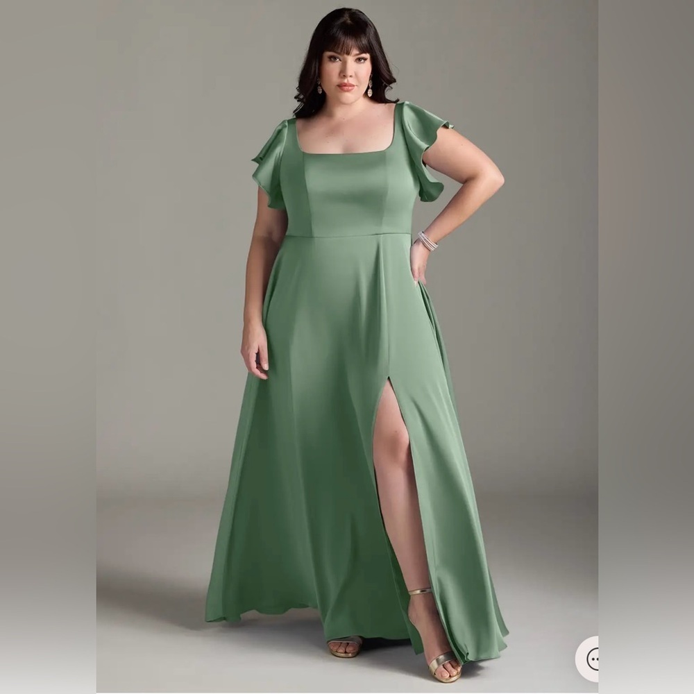 Azazie Bondi Matcha Dress